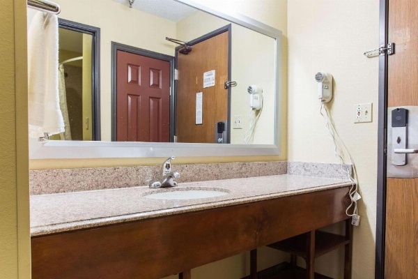 Comfort Inn Columbia - Bush River image 22